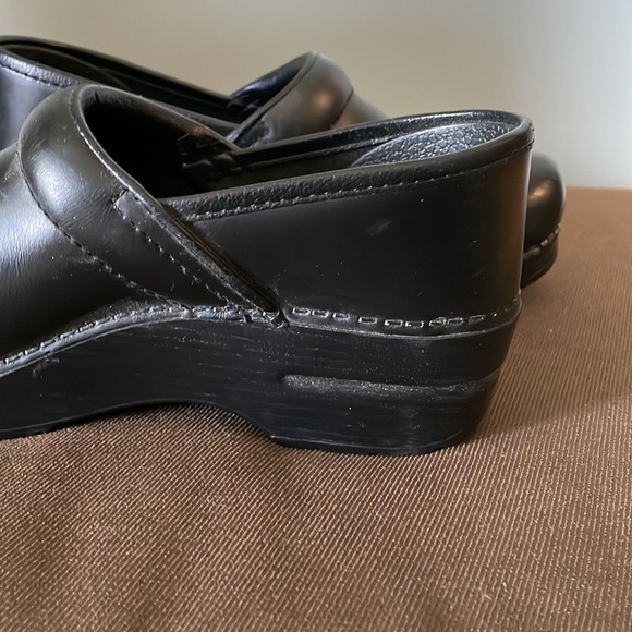 Dansko - Picture 3 of 8